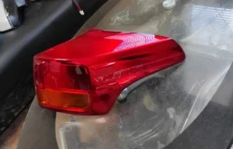 Фонарь внешний правый для Toyota RAV4 на фотографиях
