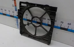 Вентилятор радиатора охлаждения ДВС для BMW X5 на фотографиях