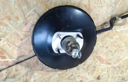 Вакуумный усилитель тормозов для Honda CR-V на фотографиях