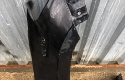 Крыло правое для Toyota RAV4 на фотографиях