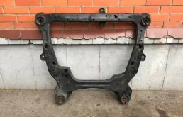 Подрамник двигателя для Toyota Highlander на фотографиях