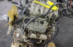 Двигатель для Toyota Land Cruiser 1997 года на фотографиях