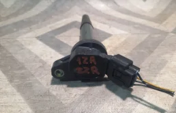 Катушка зажигания для Toyota Corolla 2008 года на фотографиях