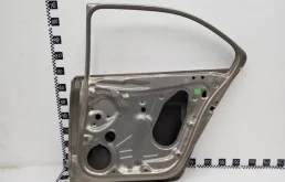 Дверь (в сборе) задняя правая для Skoda Rapid 2024 года на фотографиях