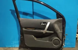 Накладка на дверь передняя левая для Nissan Qashqai на фотографиях