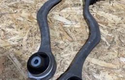 Стойка стабилизатора передняя для BMW X3 на фотографиях