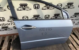 Дверь передняя правая для Honda Civic на фотографиях