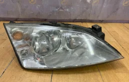 Фара правая для Ford Mondeo 3