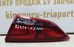 Фонарь внутренний левый для Hyundai Solaris на фотографиях