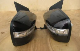 Стекла и зеркала для Mazda CX 7 2012 года на фотографиях