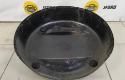 Чехол запасного колеса для Suzuki Grand Vitara на фотографиях