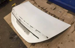 Крышка багажника для Mercedes-Benz CLS class C219 2004-2010