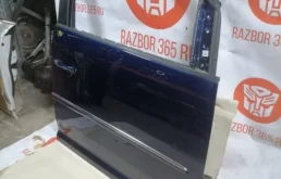 Двери для Volkswagen Touran 2007 года на фотографиях