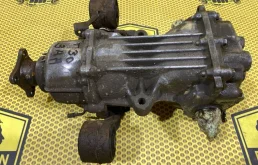 нужен задний редуктор   38420CA000 (38420CA000) для Renault Koleos HY0 2008-2016