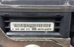 Блок ABS для BMW 5er 2012 года на фотографиях