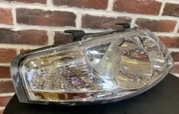 Фары для Nissan Almera Classic на фотографиях