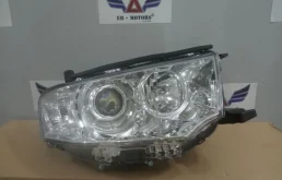 Усилитель переднего бампера для Mitsubishi Pajero Sport 2016 года на фотографиях