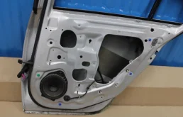 Дверь задняя правая для Opel Insignia на фотографиях