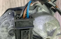 Мотор стеклоочистителя для Opel Zafira на фотографиях