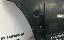 Кронштейн заднего бампера левый для BMW 5er 2018 года на фотографиях