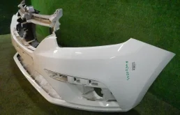 Бампер передний для Renault Logan на фотографиях