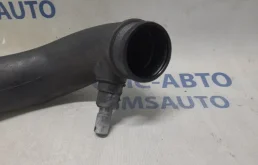 Патрубок интеркулера для Volvo XC90 2012 года на фотографиях