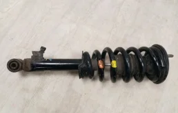 стойка амортизаторов передняя левая в сборе для Mitsubishi L200 KB4T 2007-2016