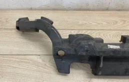 Абсорбер переднего бампера для Audi Q7 на фотографиях