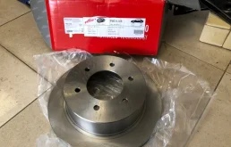 Тормозные колодки задние для Mitsubishi Pajero Sport на фотографиях