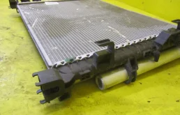 Радиатор охлаждения ДВС для Renault Sandero на фотографиях