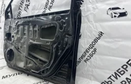 Дверь передняя правая для Toyota Corolla 2018 года на фотографиях