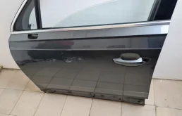 Дверь передняя левая для Audi Q7 2015 года на фотографиях