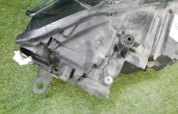 Фара левая для Skoda Rapid 2020 года на фотографиях