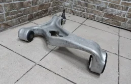 Рычаг задний левый нижний для Audi Q7 на фотографиях