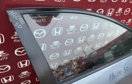 Дверь передняя правая для Honda Civic на фотографиях