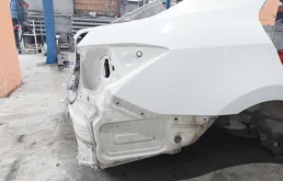 Заднее левое крыло для Toyota Corolla 2016 года на фотографиях