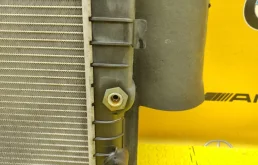 Радиатор охлаждения ДВС для Mercedes-Benz M class на фотографиях