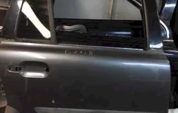 Двери для Volvo XC90 2003 года на фотографиях