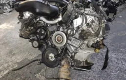 Двигатель для Lexus LS 2010 года на фотографиях