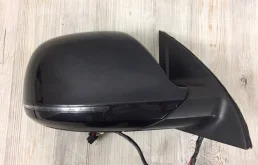 Зеркало боковое правое для Audi Q7 2008 года на фотографиях