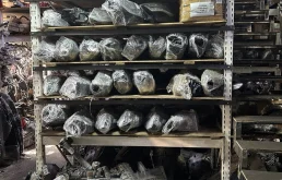 Склад запчастей на Мерседес