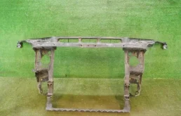 Панель радиатора (телевизор) для Mercedes-Benz M class на фотографиях