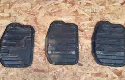 Поддон картера для Nissan X-Trail 2003 года на фотографиях