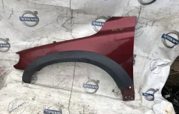 Крыло левое для Volvo XC70 2016 года на фотографиях