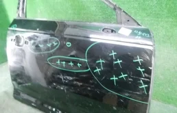 Дверь передняя правая для Audi A4 2015 года на фотографиях