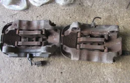 Суппорт задний левый для Audi Q7 на фотографиях