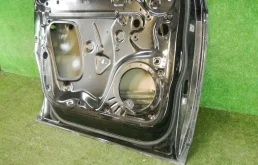 Дверь передняя левая для Audi Q3 на фотографиях