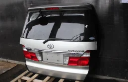 Дверь багажника для Toyota Alphard на фотографиях