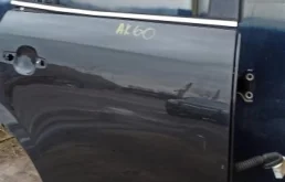 Дверь задняя правая для Opel Antara 2008 года на фотографиях