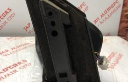 Стекла и зеркала для Mazda CX 7 2012 года на фотографиях